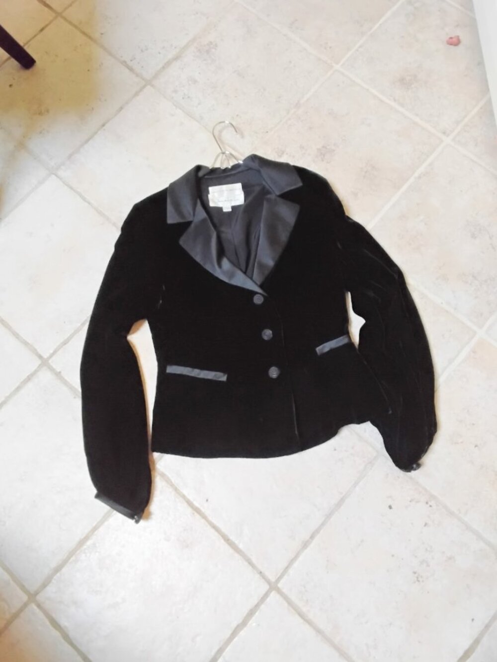 Oscar de la Renta Vintage  Fitted Evening Velvet Jacket